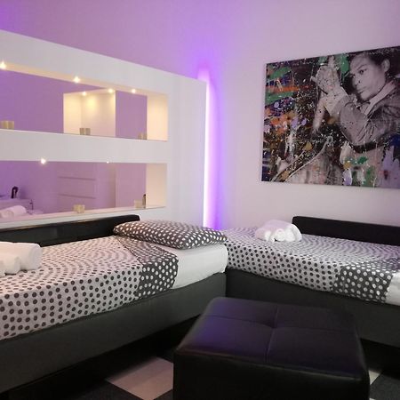 La Bella Trani - Suites And B&B Zewnętrze zdjęcie