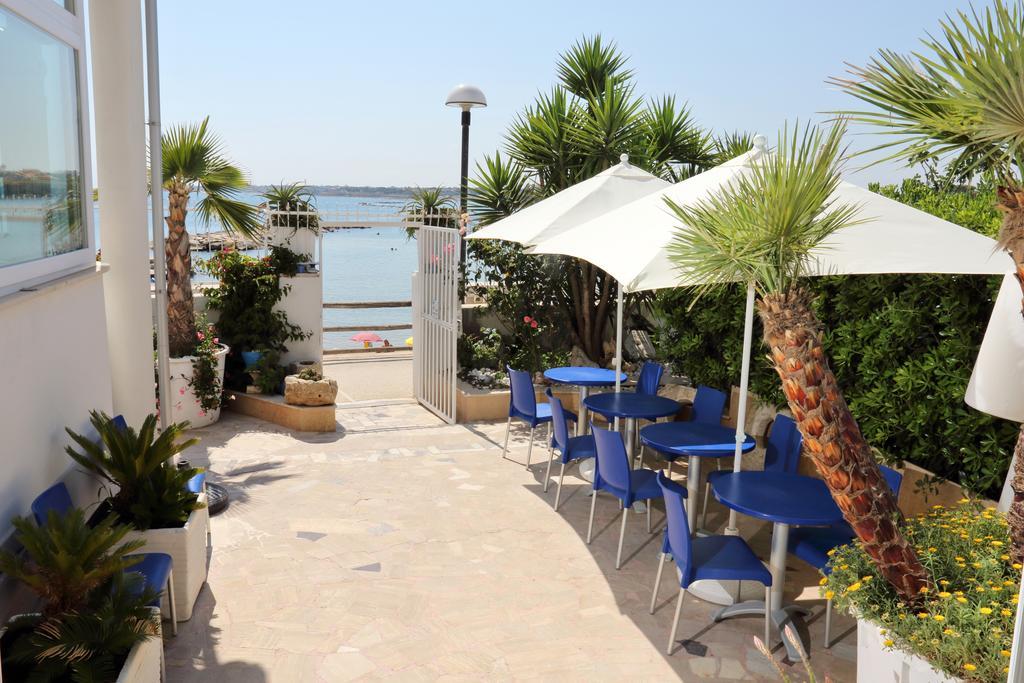 La Bella Trani - Suites And B&B Zewnętrze zdjęcie