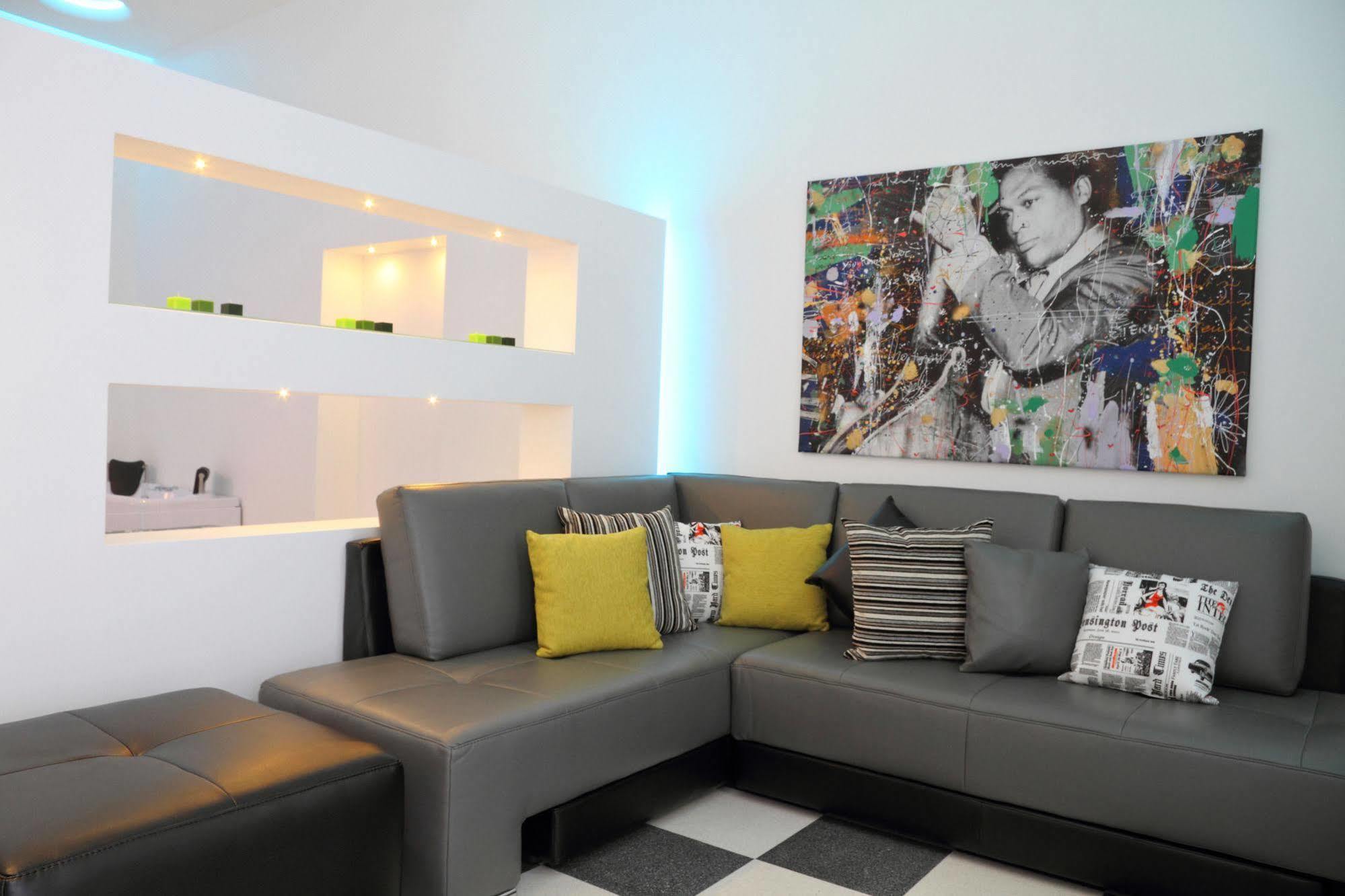La Bella Trani - Suites And B&B Zewnętrze zdjęcie