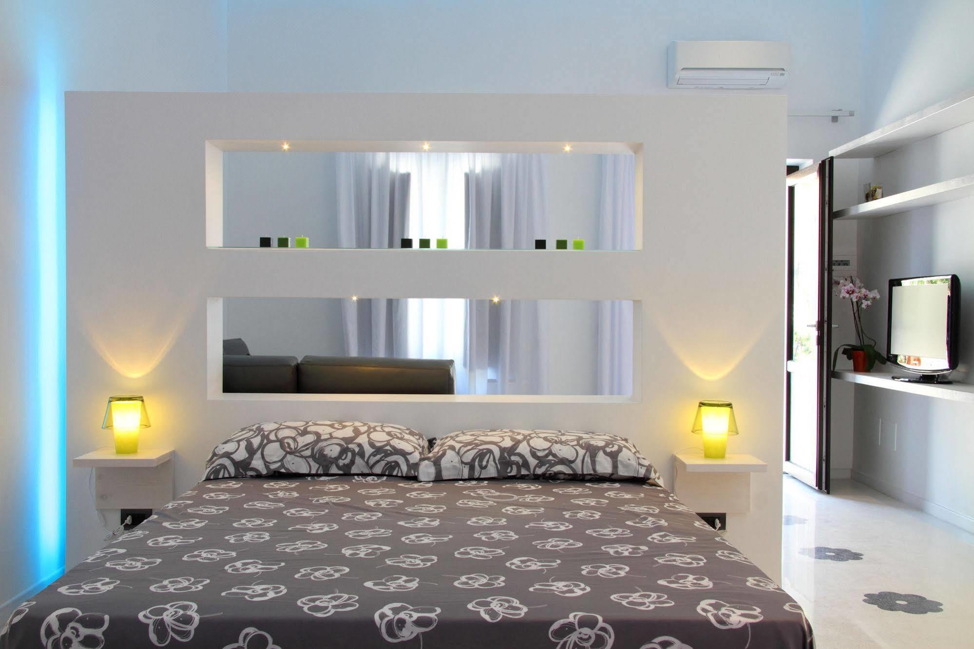La Bella Trani - Suites And B&B Zewnętrze zdjęcie