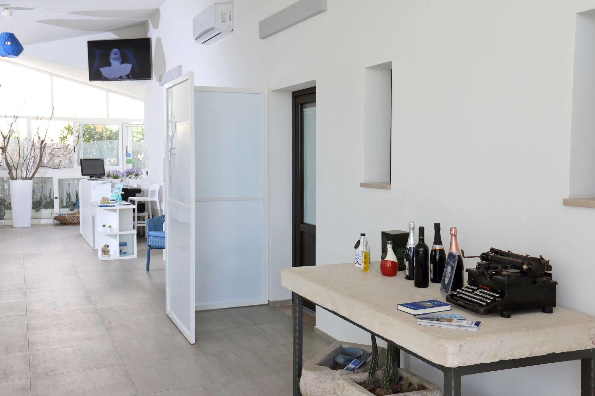 La Bella Trani - Suites And B&B Zewnętrze zdjęcie
