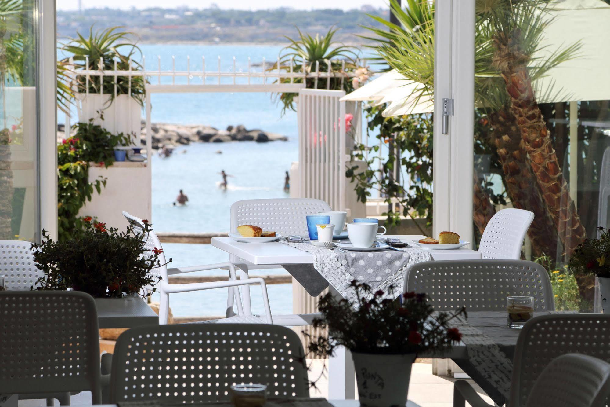 La Bella Trani - Suites And B&B Zewnętrze zdjęcie