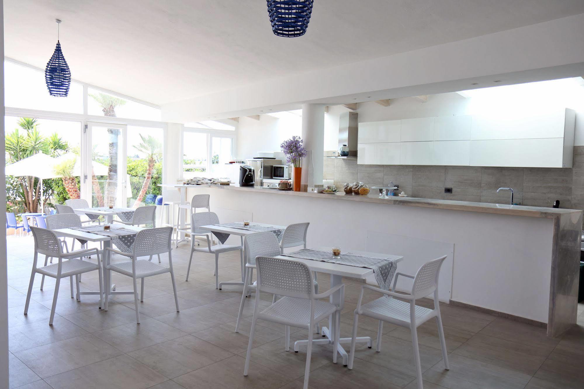 La Bella Trani - Suites And B&B Zewnętrze zdjęcie