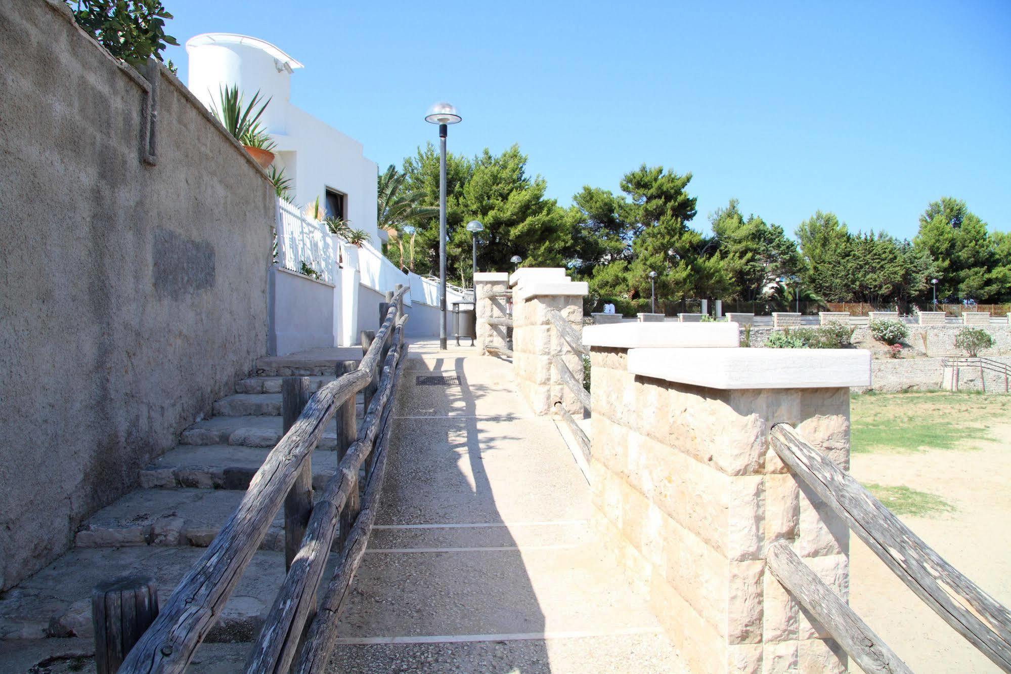La Bella Trani - Suites And B&B Zewnętrze zdjęcie