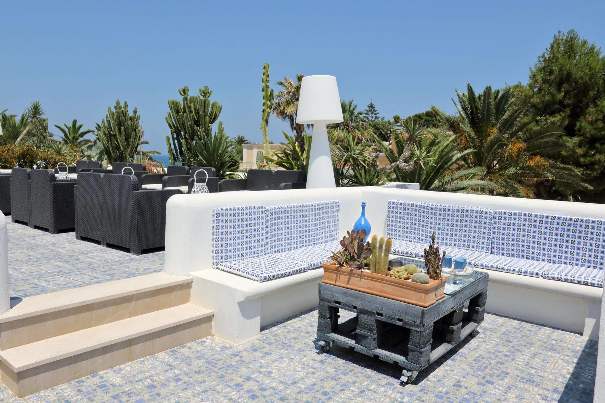 La Bella Trani - Suites And B&B Zewnętrze zdjęcie