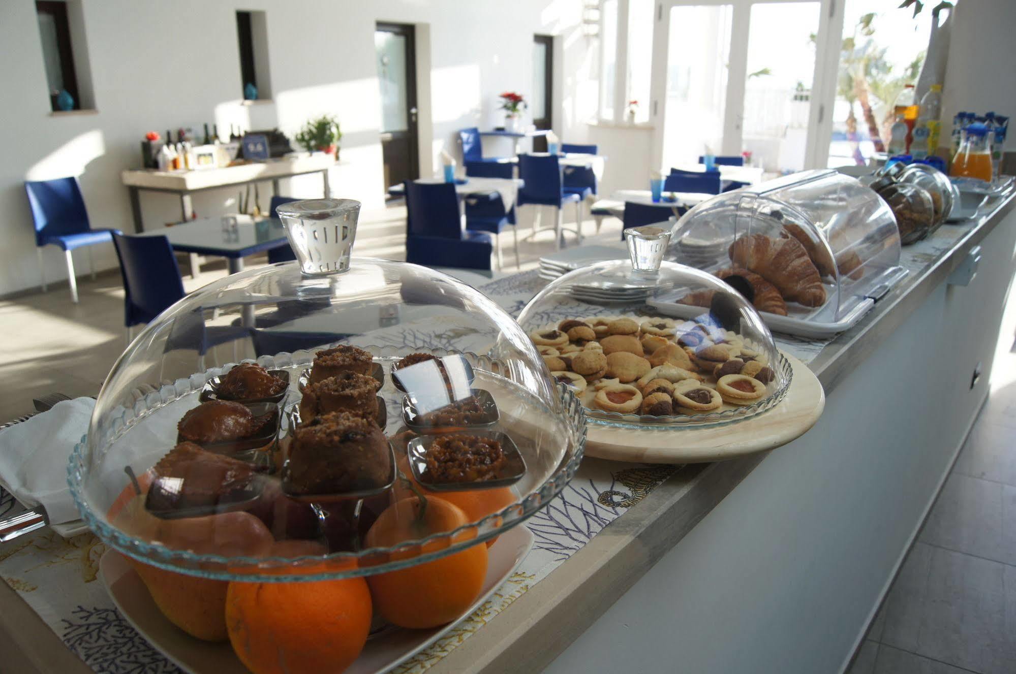 La Bella Trani - Suites And B&B Zewnętrze zdjęcie